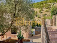 Rent, house, 300m², Zagorič, Podgorica - image 16