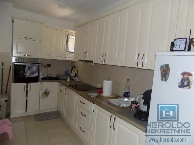 Sale, house, 230m², Centar, Paraćin