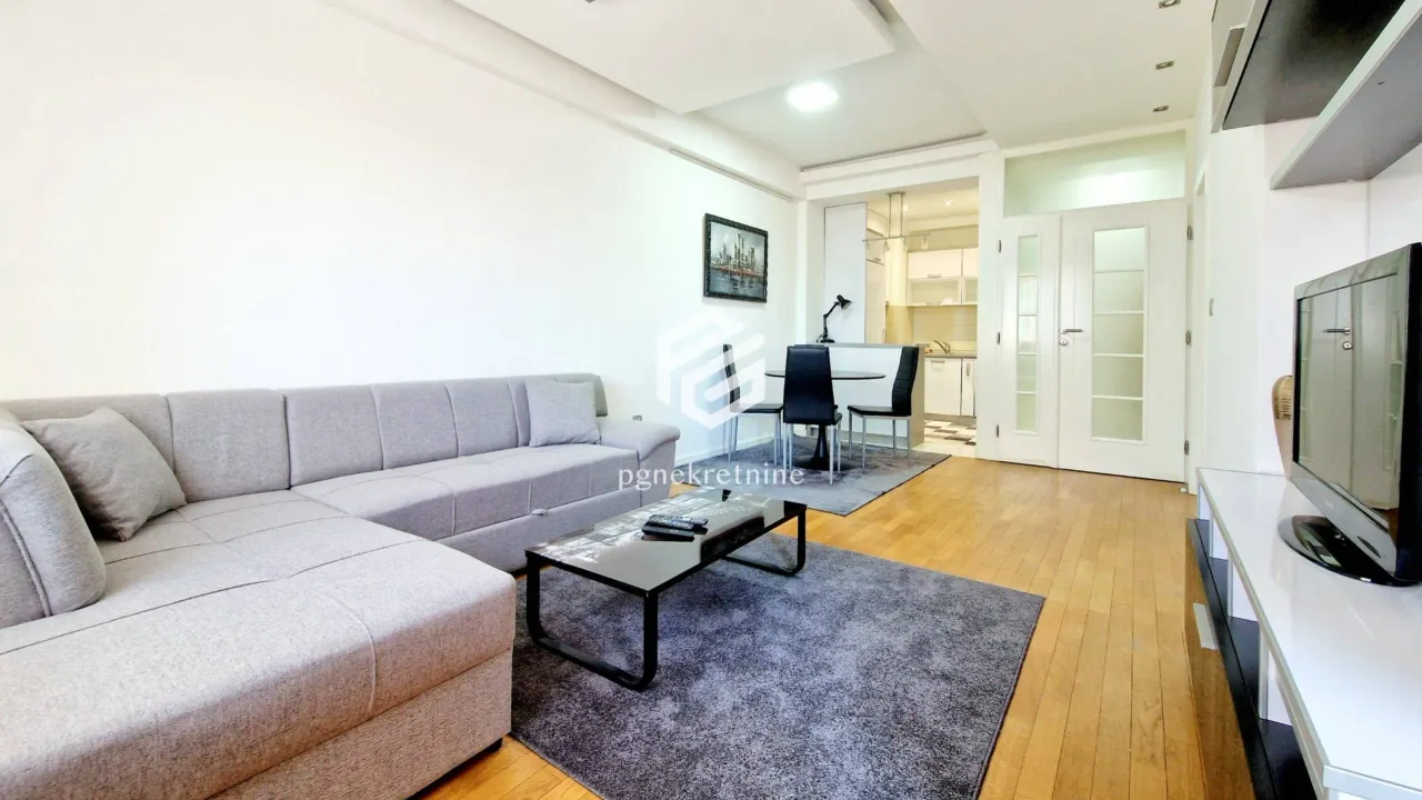 Rent, one bedroom apartment, 60m², Stari Aerodrom, Podgorica