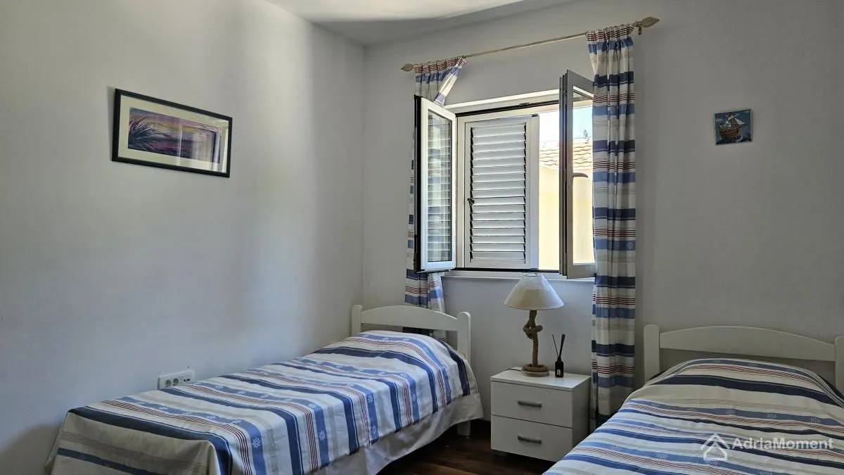 Prodaja, dvosoban stan, 90m², Donja Lastva, Tivat