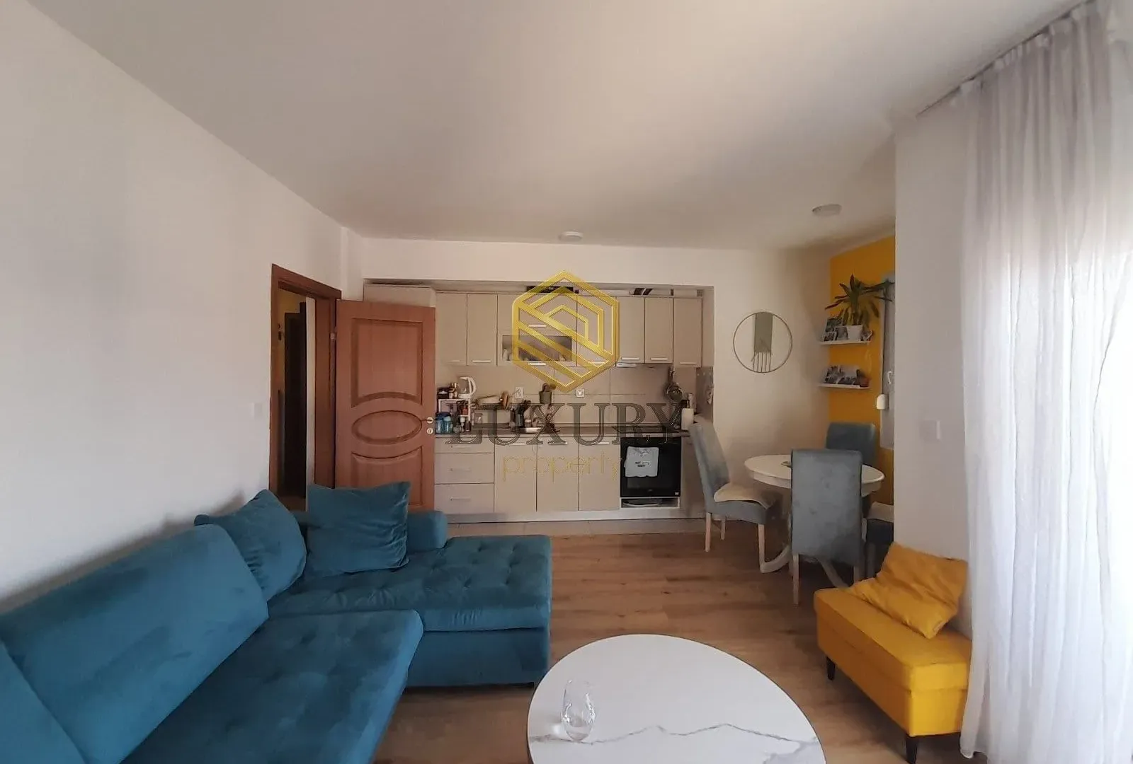Izdavanje, jednosoban stan, 48m², Stari Aerodrom, Podgorica