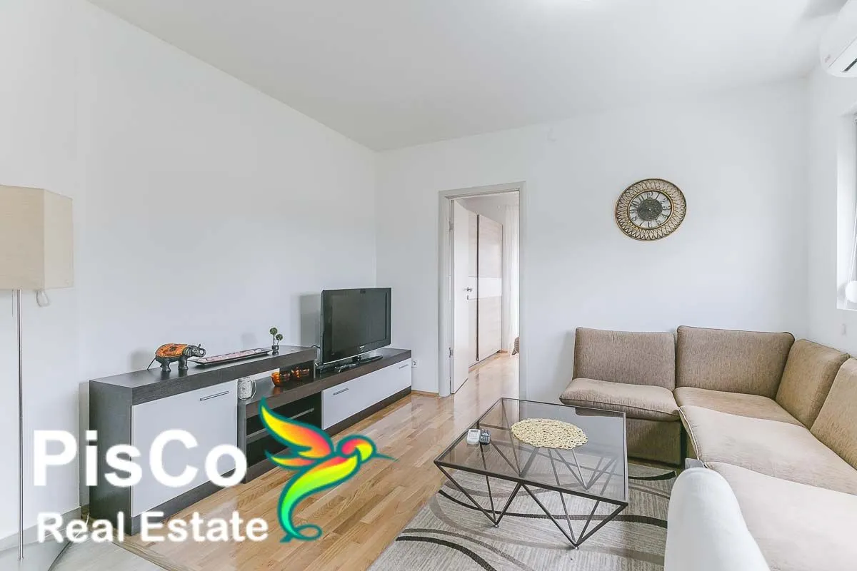 Izdavanje, jednosoban stan, 45m², Gornja Gorica, Podgorica