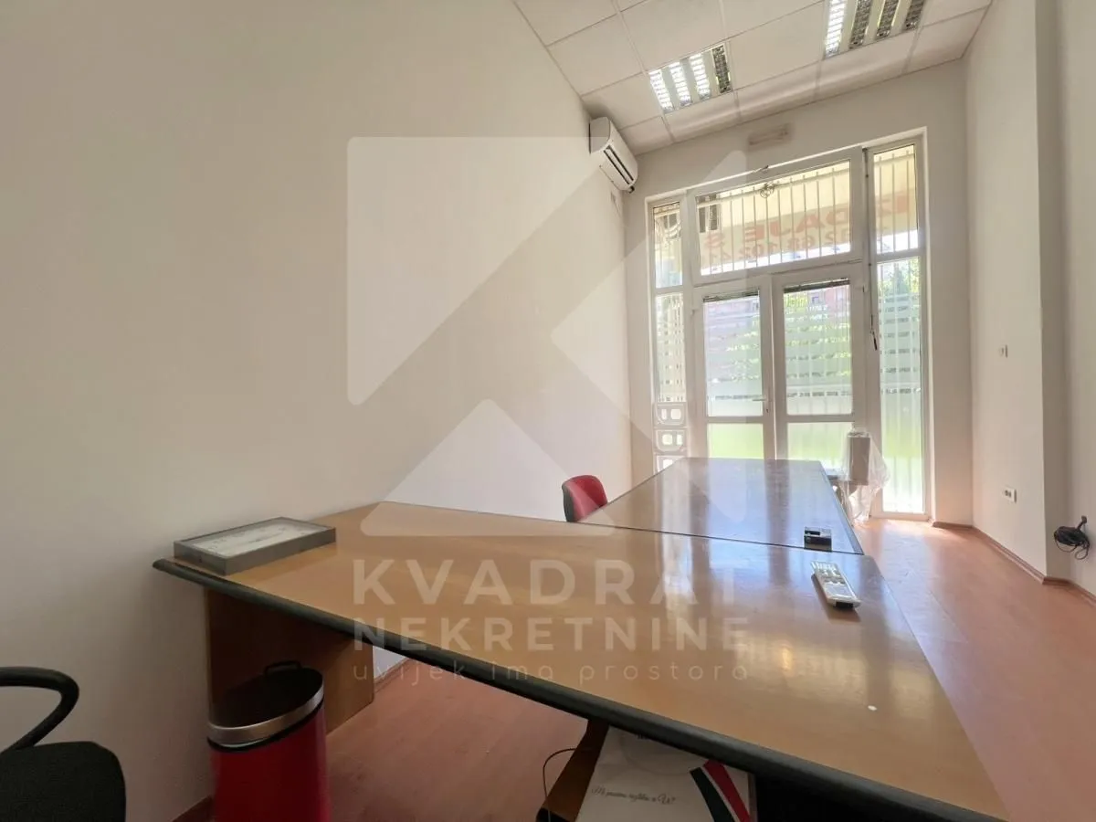 Izdavanje, poslovni prostor, 28m², Stari Aerodrom, Podgorica