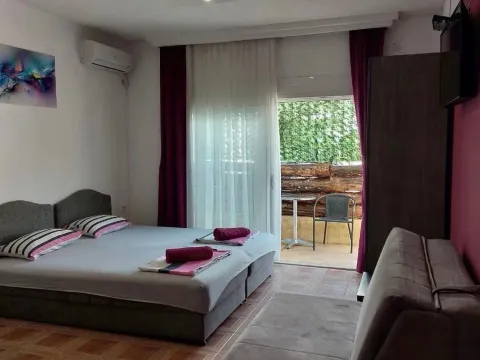 Izdavanje, garsonjera, 28m², Šušanj, Bar - image 5