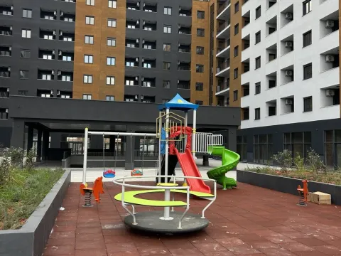 Prodaja, jednosoban stan, 43m², Stari Aerodrom, Podgorica - image 2