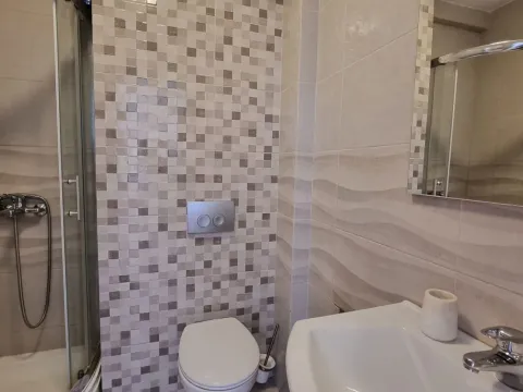 Rent, one bedroom apartment, 42m², Rafailovići, Budva - image 12