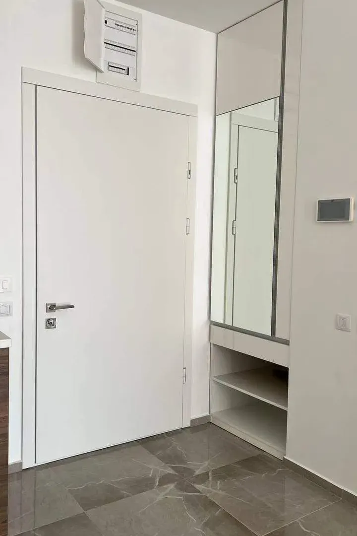 Rent, one bedroom apartment, 60m², Bečići, Budva