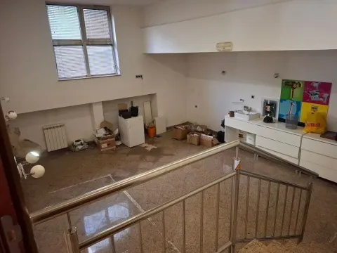 Rent, office space, 103m², Voždovac, Voždovac Sve Podlokacije - image 4