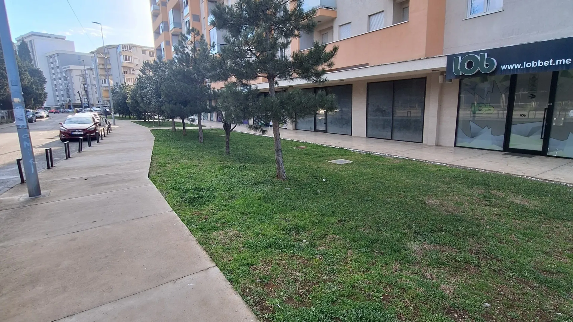 Rent, office space, 175m², City Kej, Podgorica