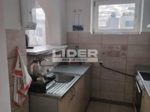 Sale, three bedroom apartment, 95m², Vračar Hram, Vračar Sve Podlokacije - image 10