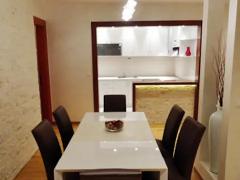 Sale, four bedroom apartment, 107m², Vračar Sve Podlokacije, Beograd - image 3