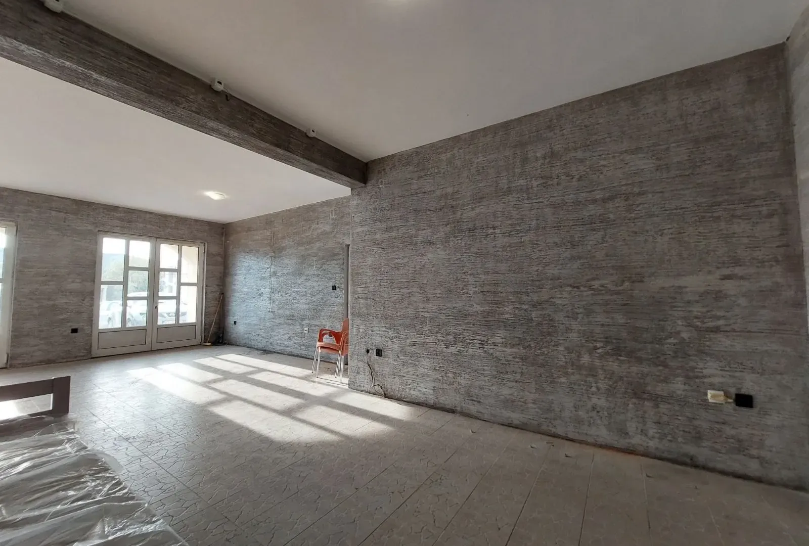 Izdavanje, poslovni prostor, 50m², Radanovići, Kotor