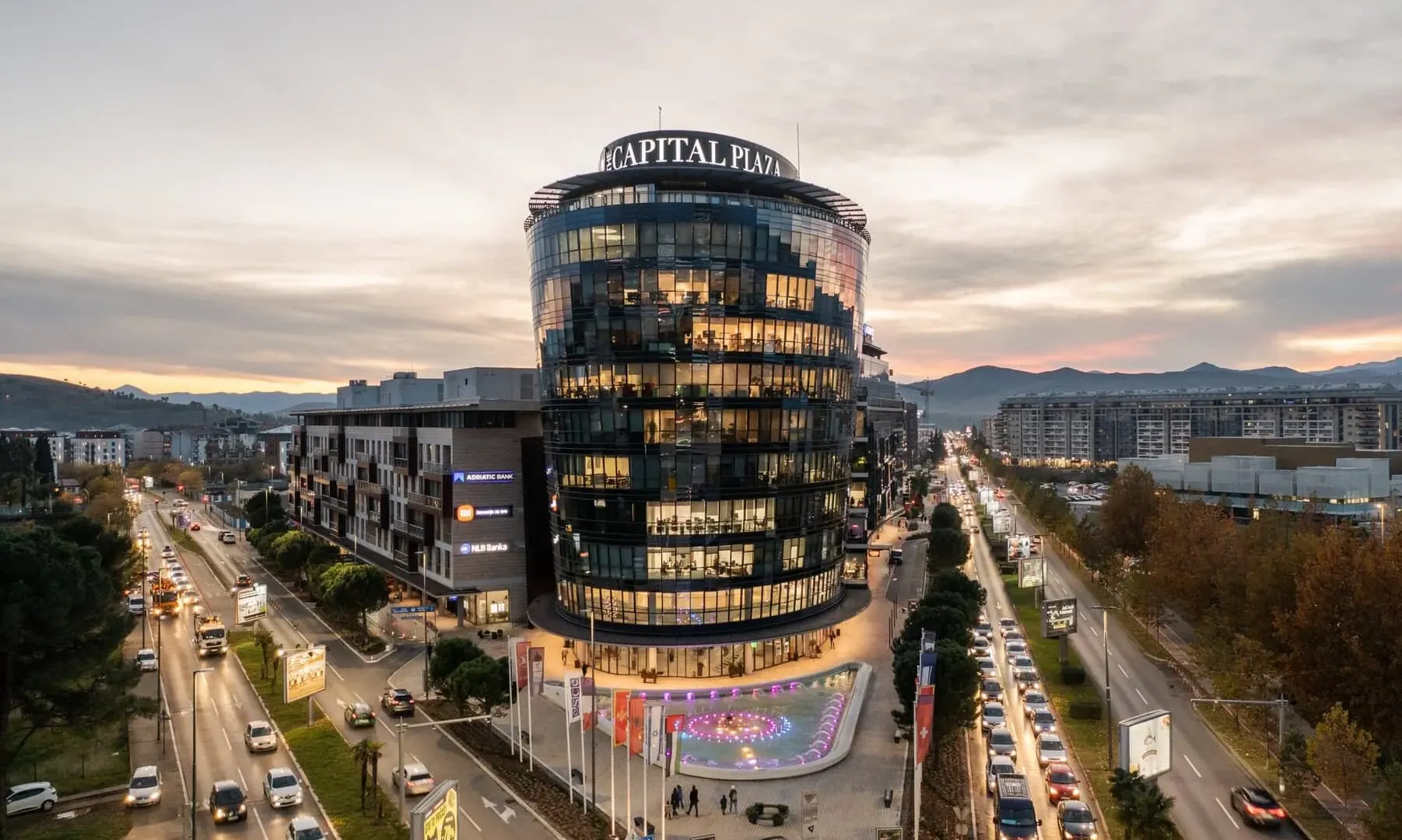 Prodaja, trosoban stan, 203m², Kod Capital Plaze, Podgorica