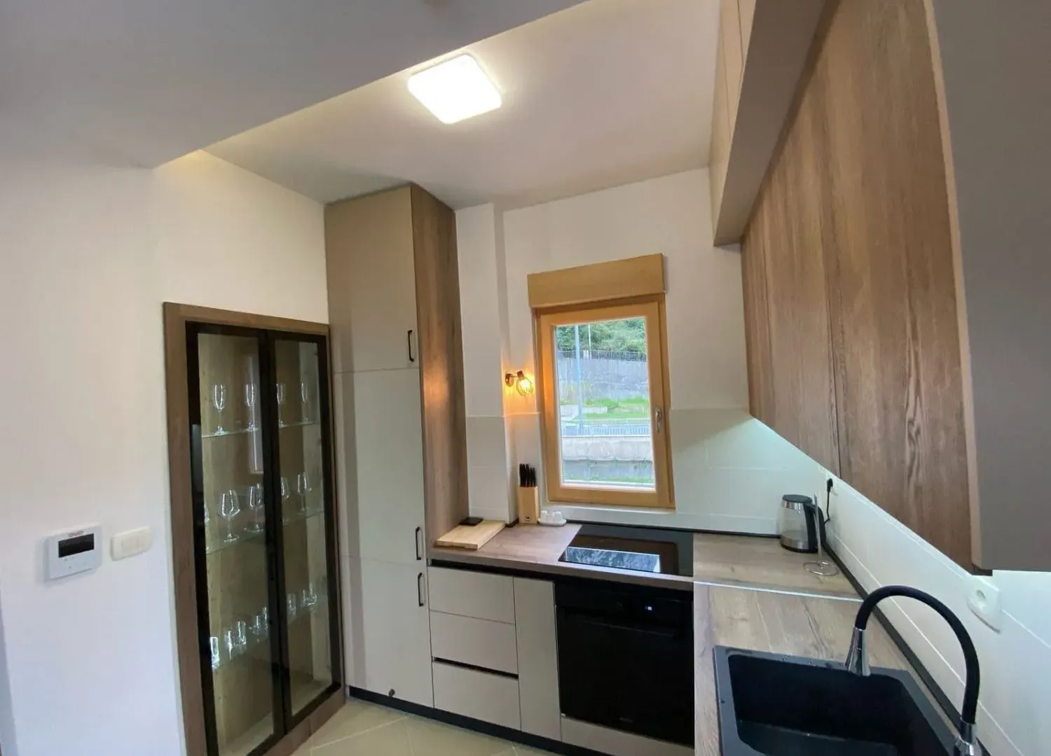Sale, two bedroom apartment, 62m², Dobrota, Kotor