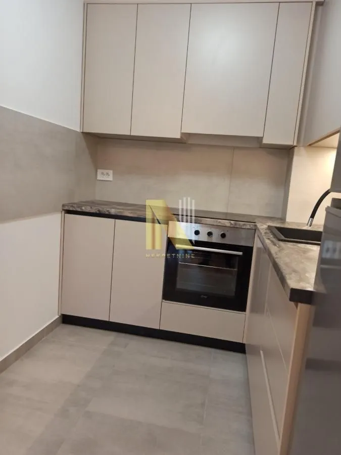 Izdavanje, jednosoban stan, 40m², Novo naselje, Novi Sad