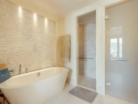 Sale, one bedroom apartment, 68m², Porto Montenegro, Tivat - image 8