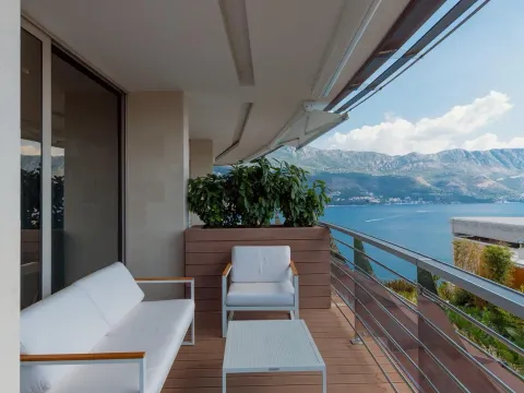 Sale, three bedroom apartment, 180m², Budva, Crna Gora - image 43