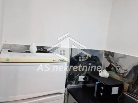 Rent, three bedroom apartment, 73m², Slavija, Vračar Sve Podlokacije - image 8