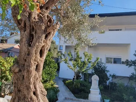 Rent, house, 120m², Bjeliši, Bar - image 16