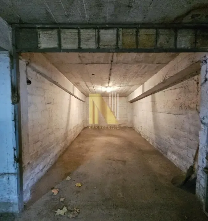 Sale, parking/garage, 13m², Centar, Novi Sad