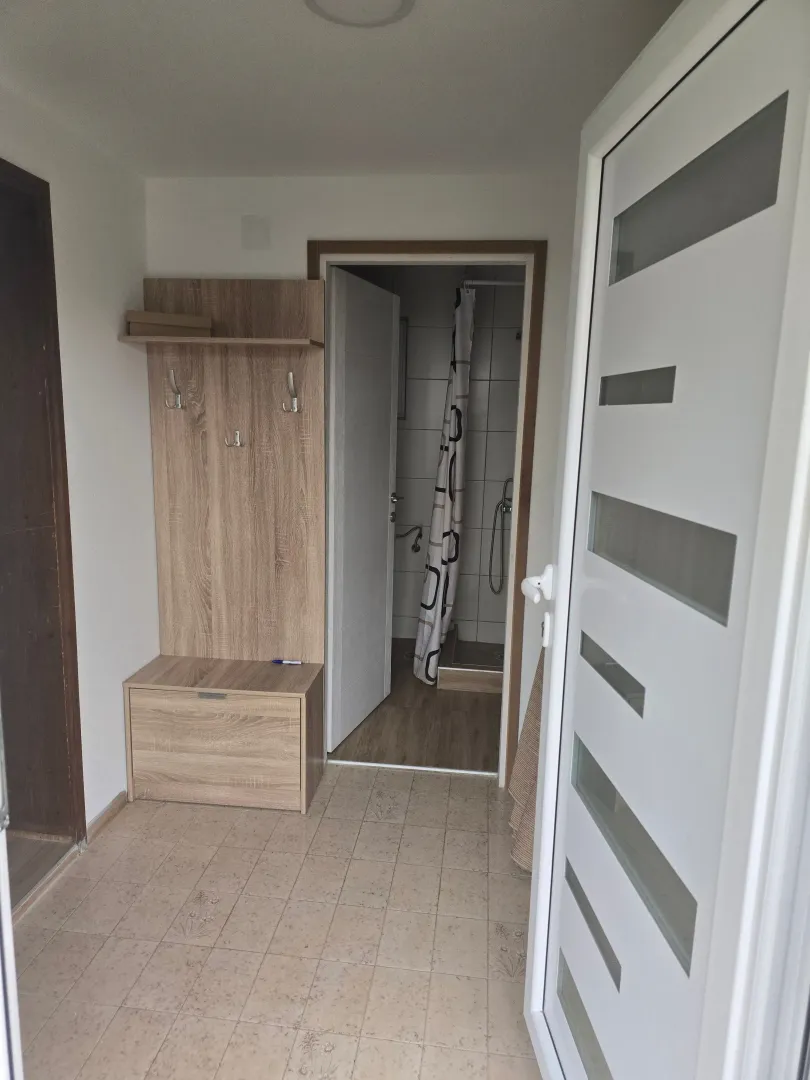 Izdavanje, kuća, 120m², Krajišnici, Loznica