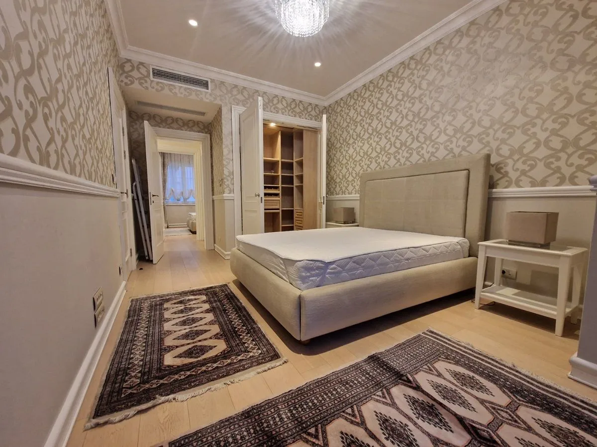 Rent, three bedroom apartment, 120m², Stari grad, Novi Sad
