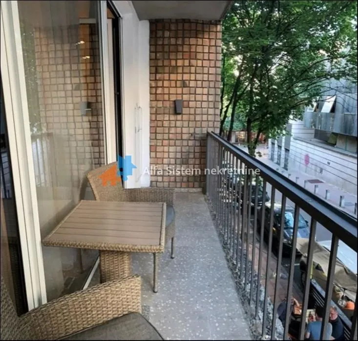 Rent, three bedroom apartment, 91m², Skadarlija, Beograd