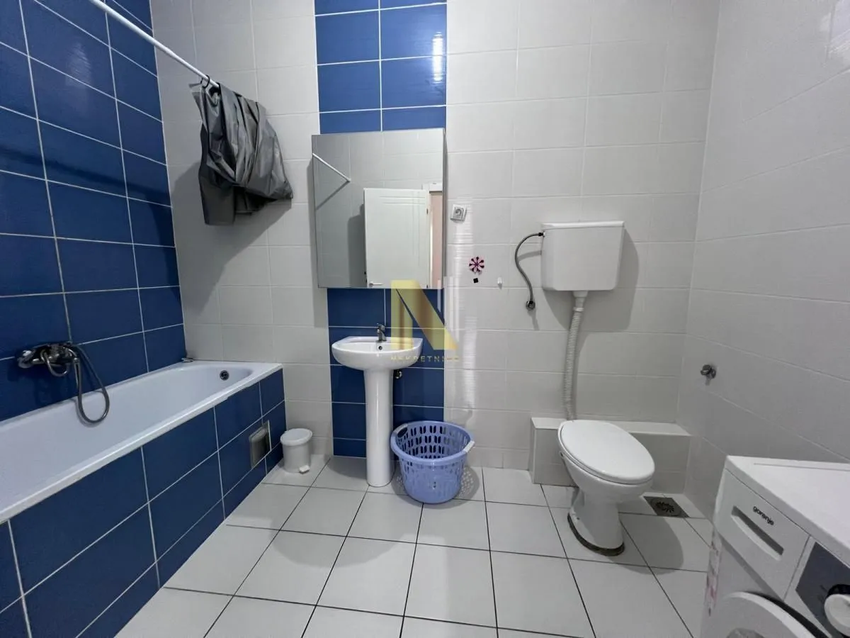 Prodaja, trosoban stan, 68m², Centar, Novi Sad