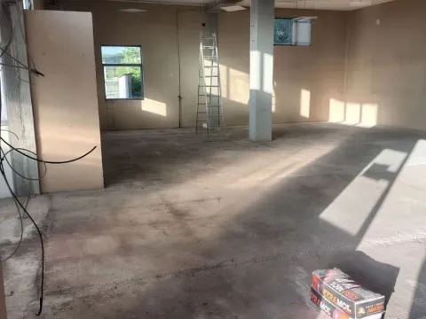 Izdavanje, poslovni prostor, 630m², Paraćin, Srbija - image 8
