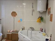 Izdavanje, trosoban stan, 70m², Kalenić Pijaca, Vračar Sve Podlokacije - image 11