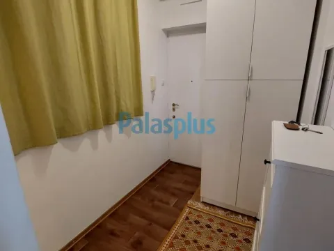 Izdavanje, jednosoban stan, 30m², Kalenić Pijaca, Vračar Sve Podlokacije - image 3