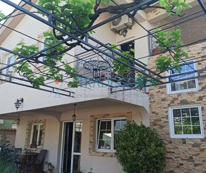 Prodaja, kuća, 232m², Bar, Crna Gora