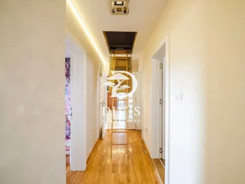 Sale, apartment, 140m², Medaković Sve Podlokacije, Beograd - image 4