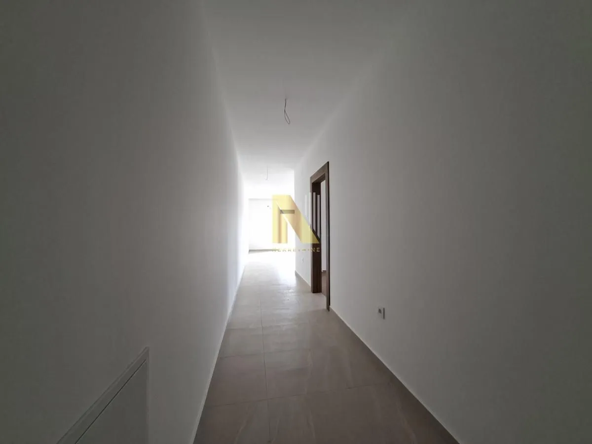 Prodaja, četvorosoban stan, 96m², Tatarsko brdo, Petrovaradin