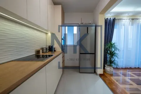 Prodaja, trosoban stan, 128m², Stari Aerodrom, Podgorica - image 12