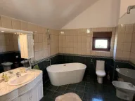 Rent, house, 300m², Gorica C, Podgorica - image 13