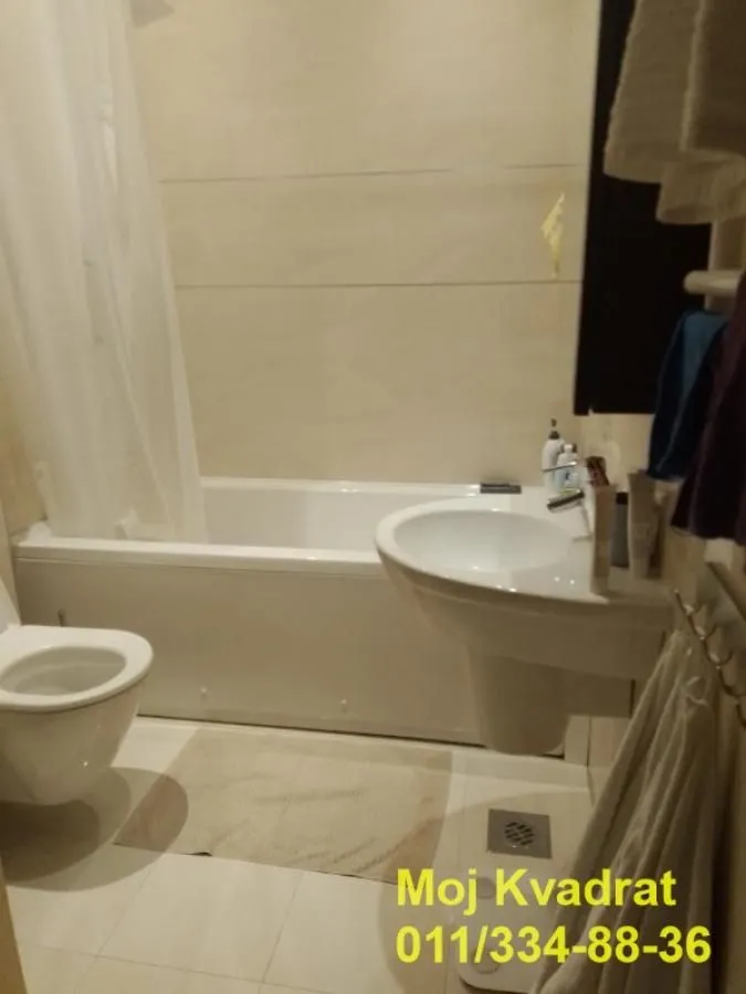Izdavanje, trosoban stan, 126m², Vukov Spomenik, Zvezdara Sve Podlokacije