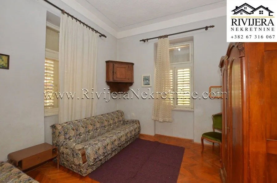 Prodaja, četvorosoban stan, 146m², Centar, Herceg Novi