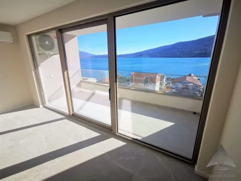 Sale, one bedroom apartment, Baošići, Herceg Novi - image 17