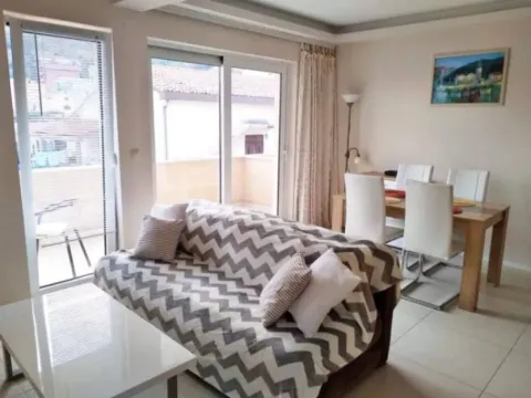 Prodaja, jednosoban stan, 51m², Budva, Crna Gora