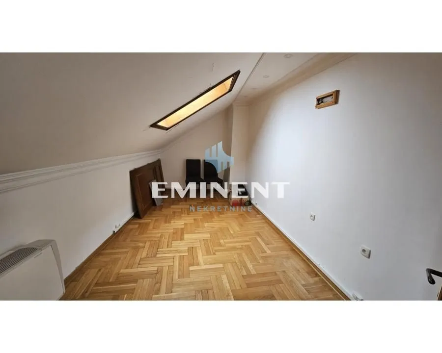 Rent, office space, 250m², Stari Grad, Beograd