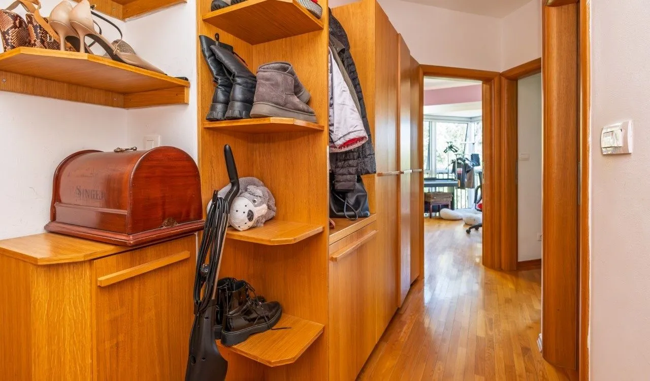 Prodaja, trosoban stan, 136m², Podgorica, Crna Gora