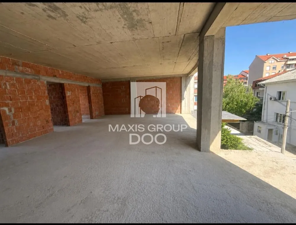 Sale, four bedroom apartment, 81m², Bulbulder, Zvezdara Sve Podlokacije