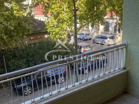 Izdavanje, dvosoban stan, 68m², Centar, Podgorica - image 8