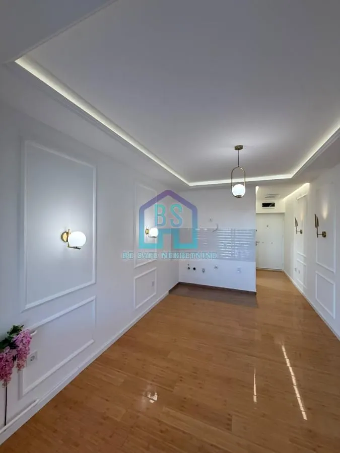 Prodaja, garsonjera, 26m², Socijalno, Novi Sad Sve Podlokacije