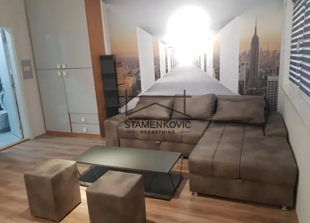 Sale, apartment, 26m², Lipov gaj, Novi Sad Sve Podlokacije