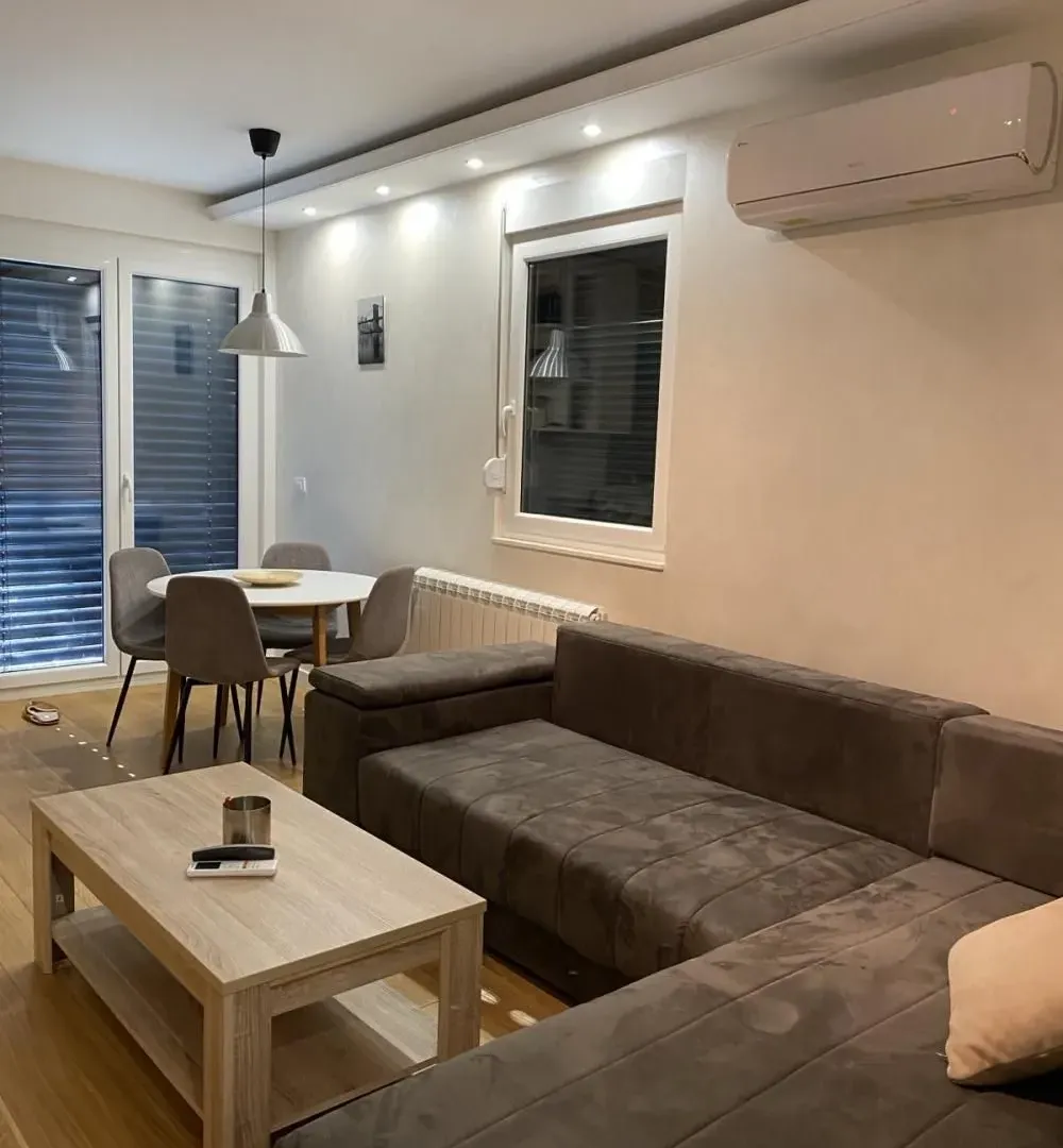 Izdavanje, jednosoban stan, 38m², Lekino Brdo, Voždovac Sve Podlokacije