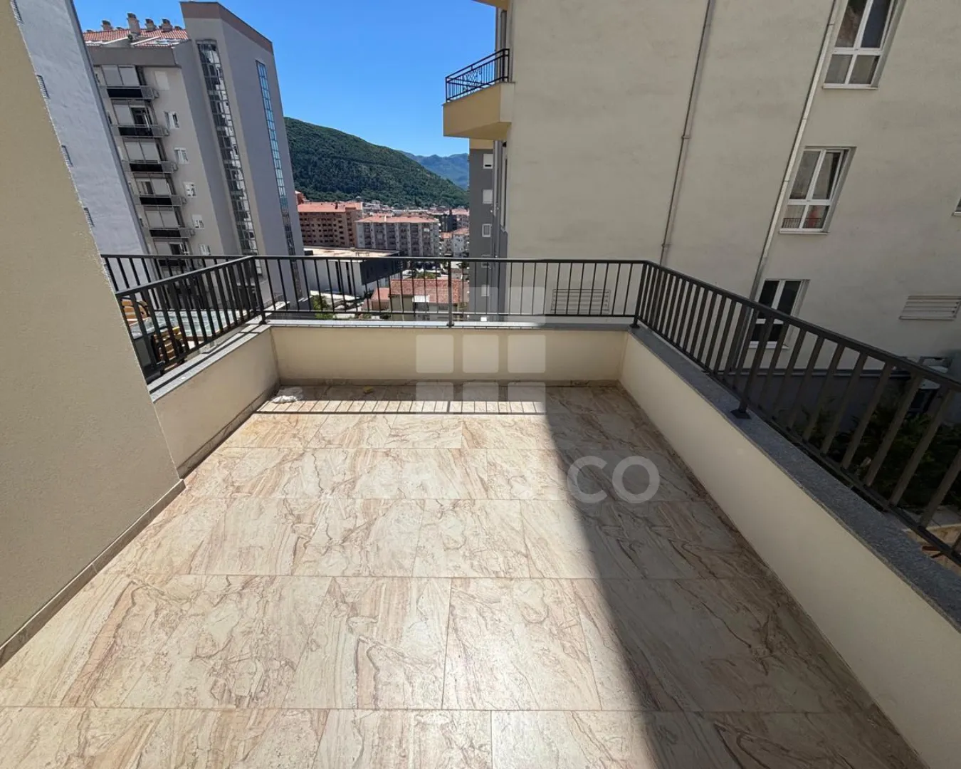 Prodaja, dvosoban stan, 64m², Dubovica, Budva