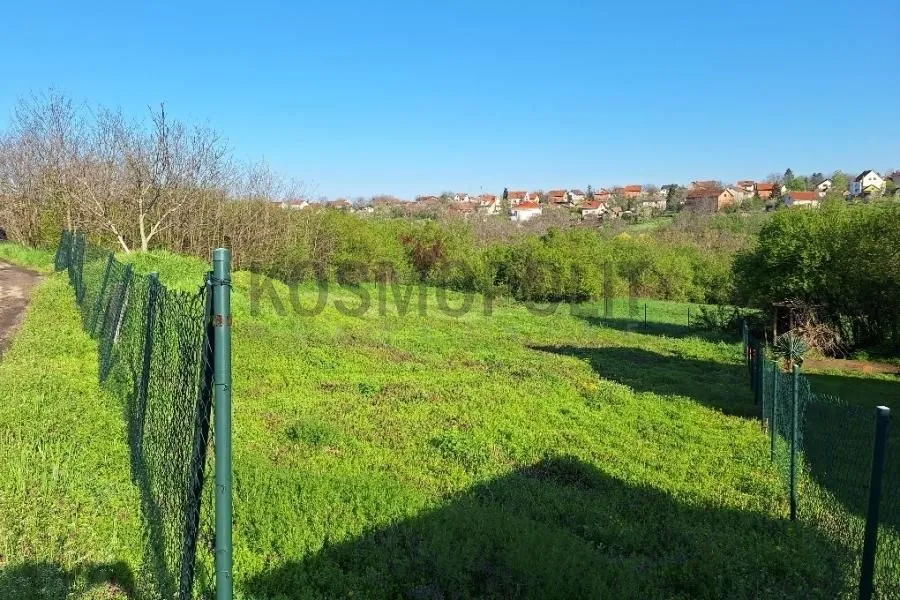 Prodaja, plac, 850m², Voždovac Sve Podlokacije, Beograd