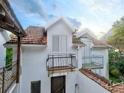 Prodaja, kuća, 67m², Orahovac, Kotor - image 2